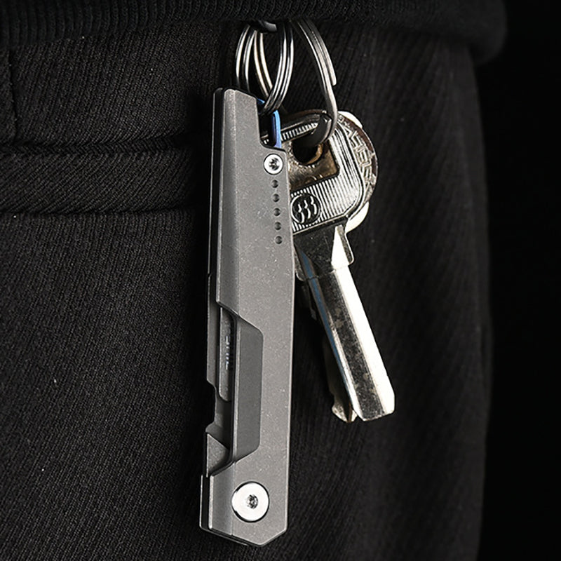 Titanium Alloy Multifunctional EDC Utility Knife With 10 Pcs No.24 Blades