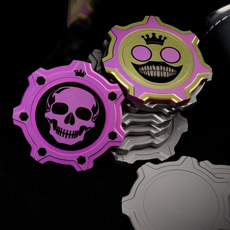 Clown Crown Double‑Sided Titanium Alloy Gear Commemorative Coin Office Play Decompression Toy