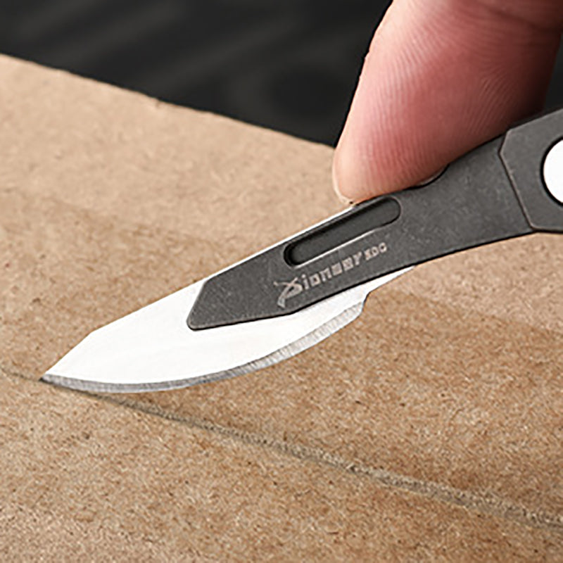 Multifunctional Titanium Alloy Folding Utility Knife Outdoor Portable EDC Tool With 10 #24 Blades