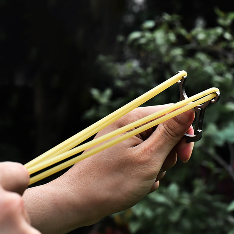 Titanium Alloy Multifunctional EDC Tool - Key Holder & Bottle Opener, Perfect For Outdoor Adventures