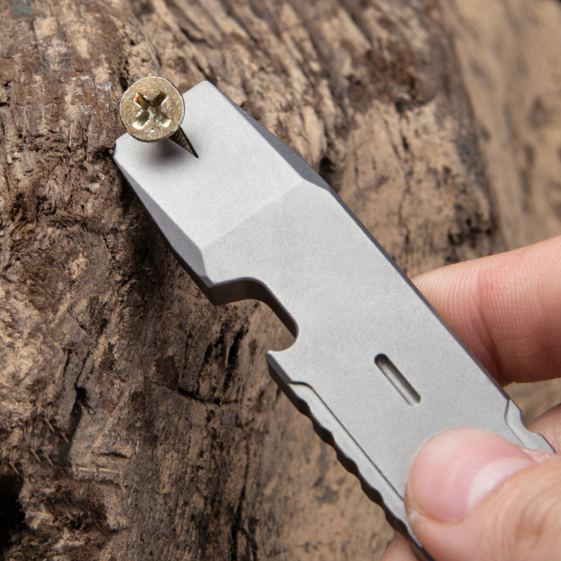Titanium Alloy Mini Crowbar, Outdoor Emergency Tool, Multifunctional Portable Bottle Opener, Portable EDC Tool