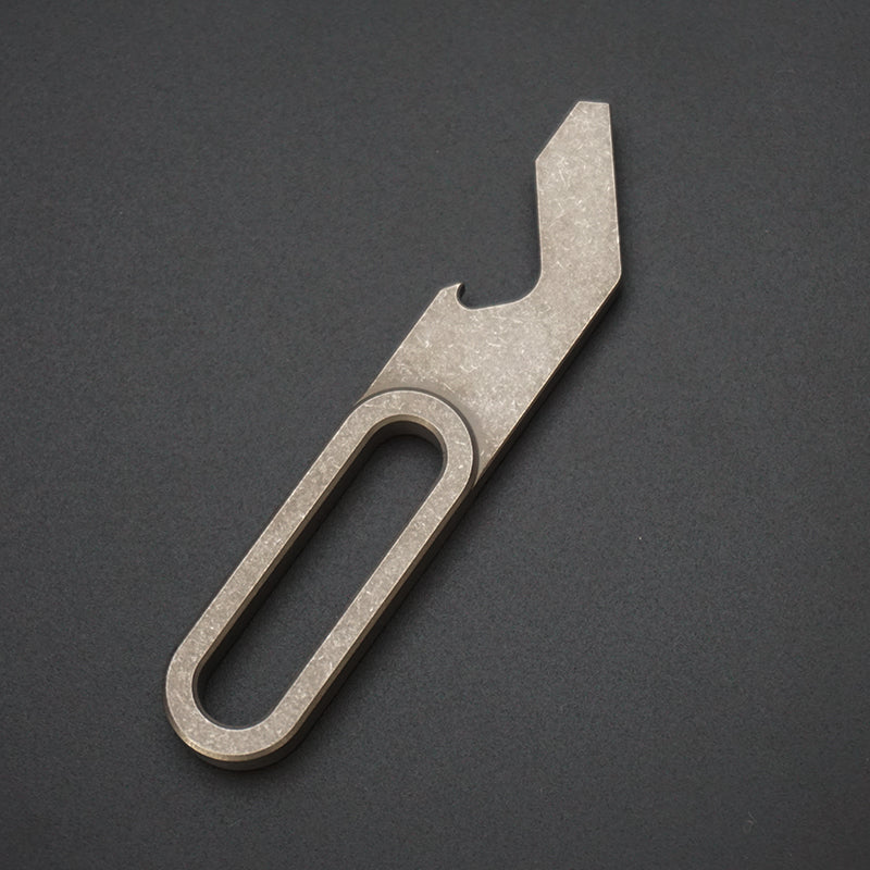 Titanium Alloy Multifunctional Mini Crowbar EDC Tool Keychain Box Opener Artifact Bottle Opener Screwdriver