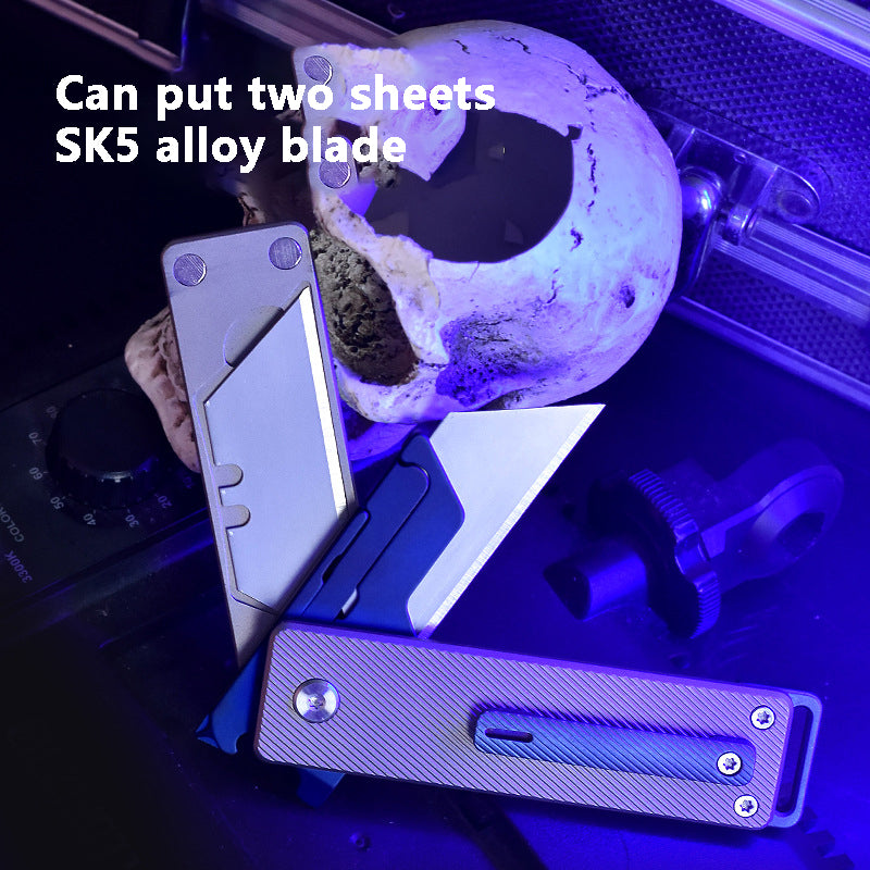 Titanium Alloy Multifunctional Utility Knife, Decompress And Play, With 10 SK5 Alloy Blades
